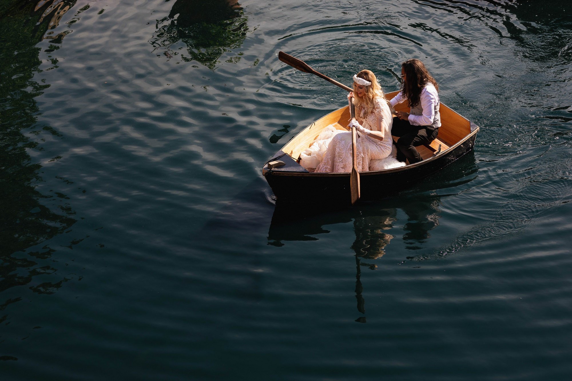Euridge Manor, Cotswolds, Multicultural Wedding, lake, row boat