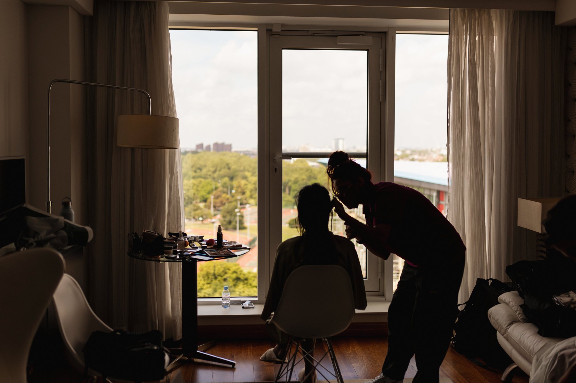 Chelsea Harbour Hotel, London, Bride getting ready