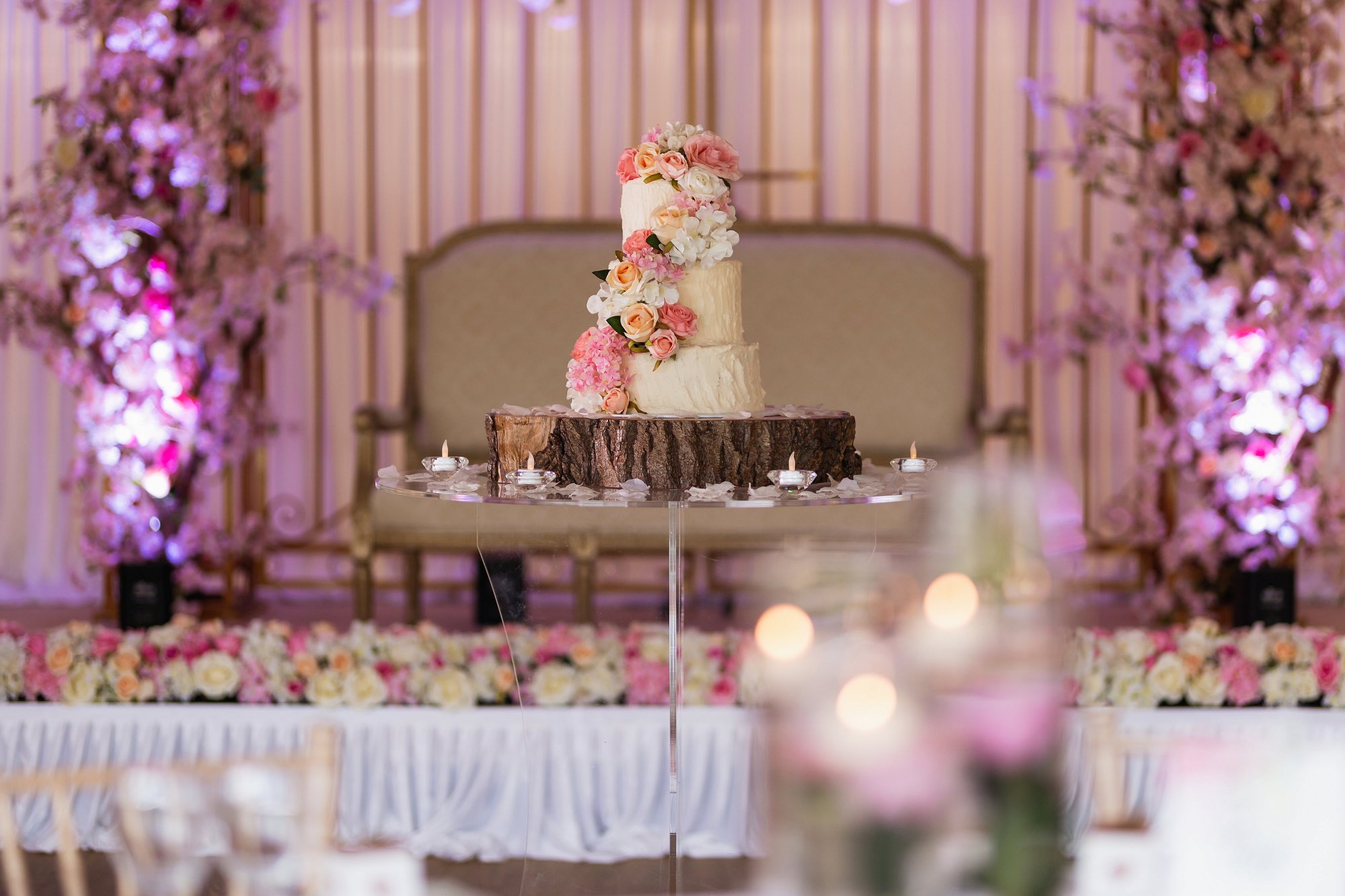 Fennes wedding venue, Asian wedding, Essex, wedding cake