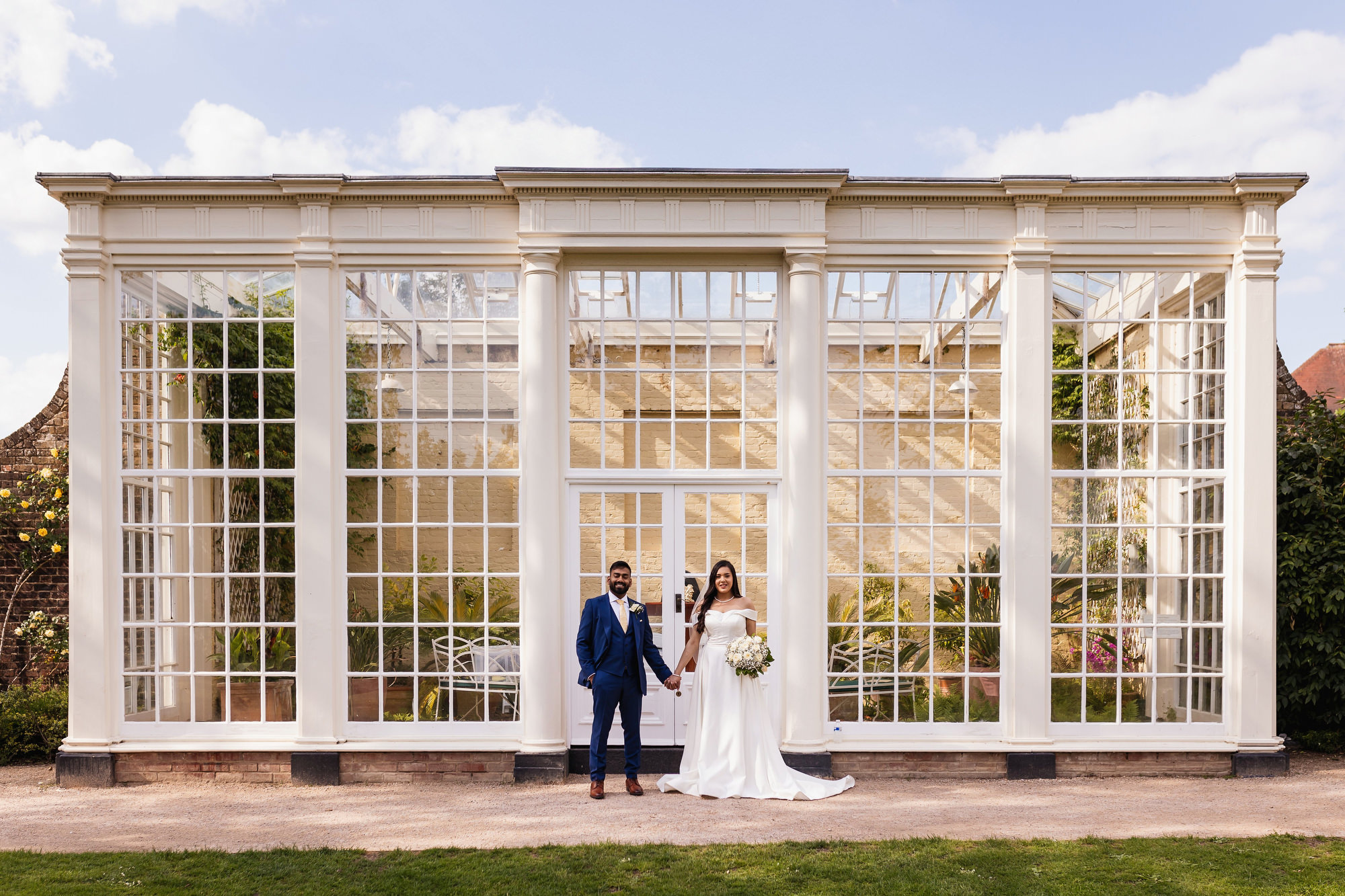 Langtons House, Essex, Natural wedding photography, Civil ceremony, couples portraits