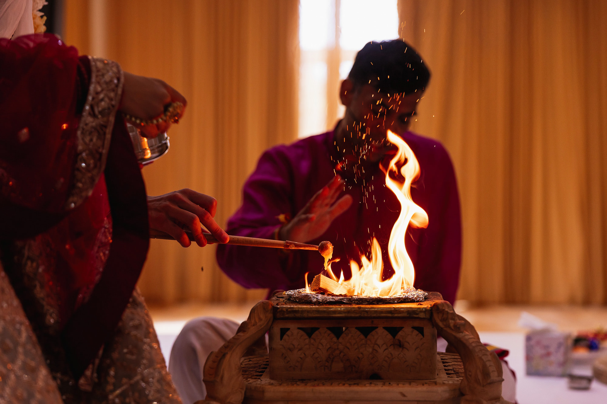 Multicultural wedding photographer, The Grove, Watford, Hindu wedding