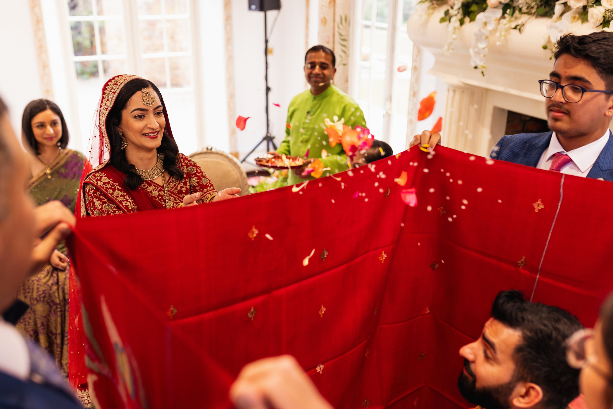 Northbrook Park in Surrey, Asian Wedding Photographer, Hindu wedding ceremony