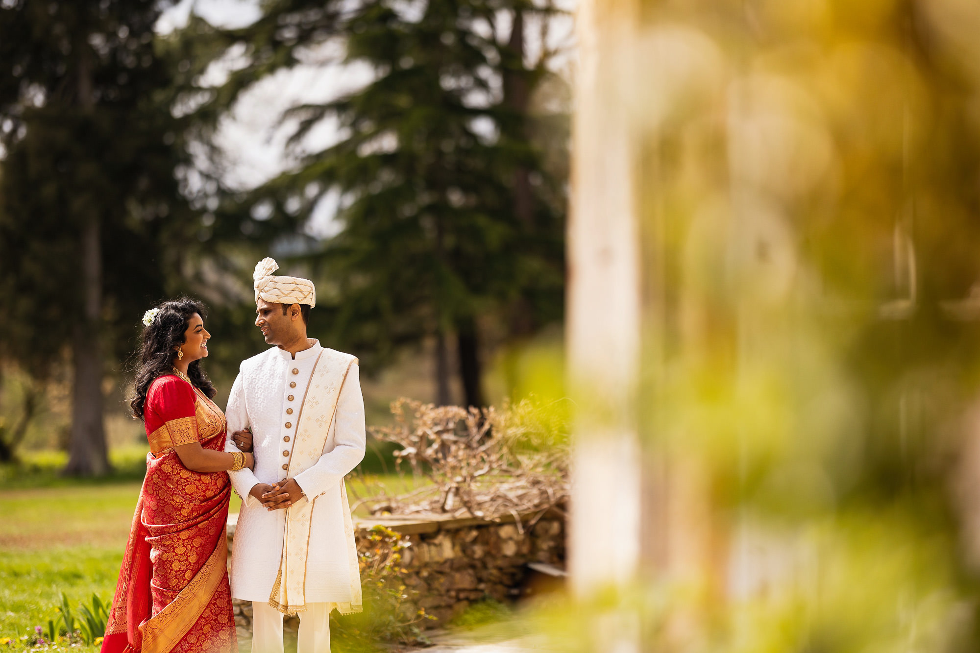 Tamil Wedding, Tamil Wedding Photography, Northbrook Park, couples portrait