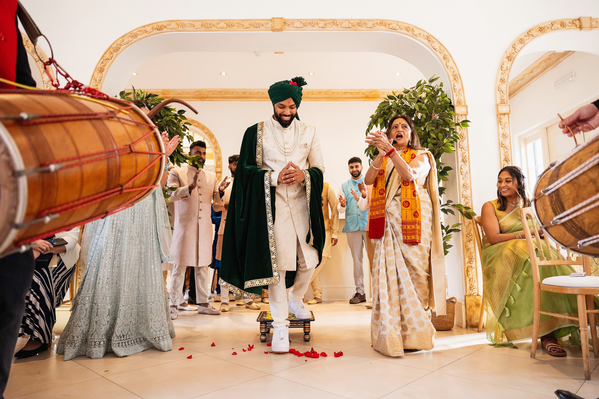Hindu wedding photographer, Northbrook Park, Farnham, Surrey, fusion wedding, grooms arrival