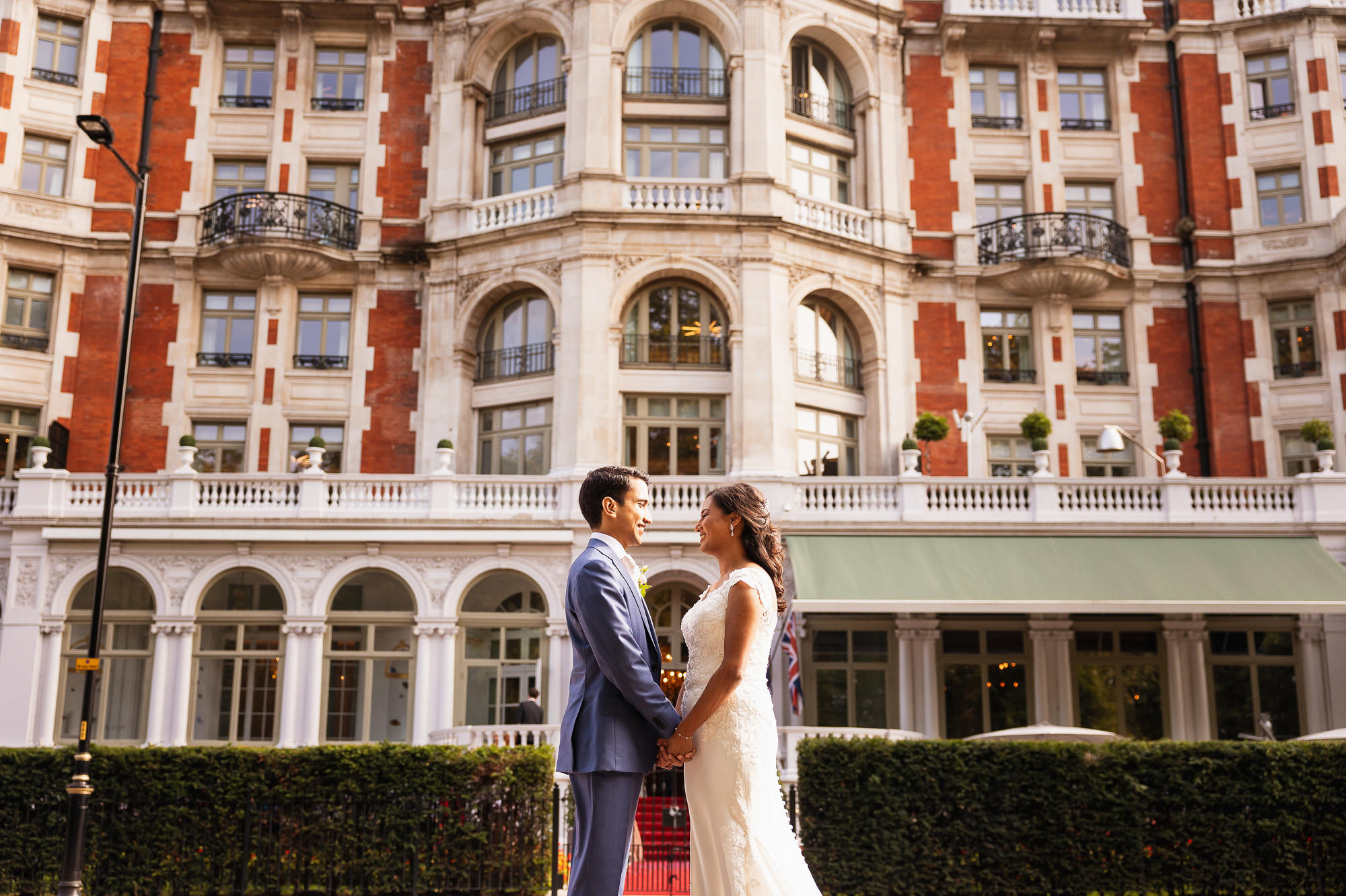 Luxury Wedding Photographer, Mandarin Oriental Hyde Park, Couples portraits