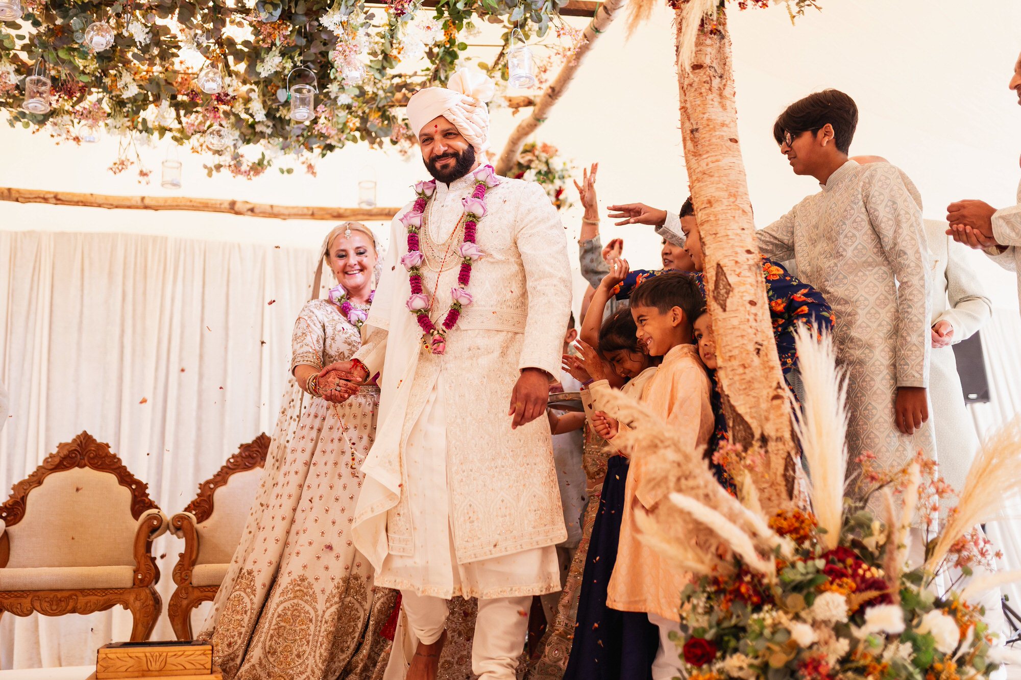 The Manor Elstree, Multicultural Wedding, Fusion Wedding, Hindu Wedding, Pheras